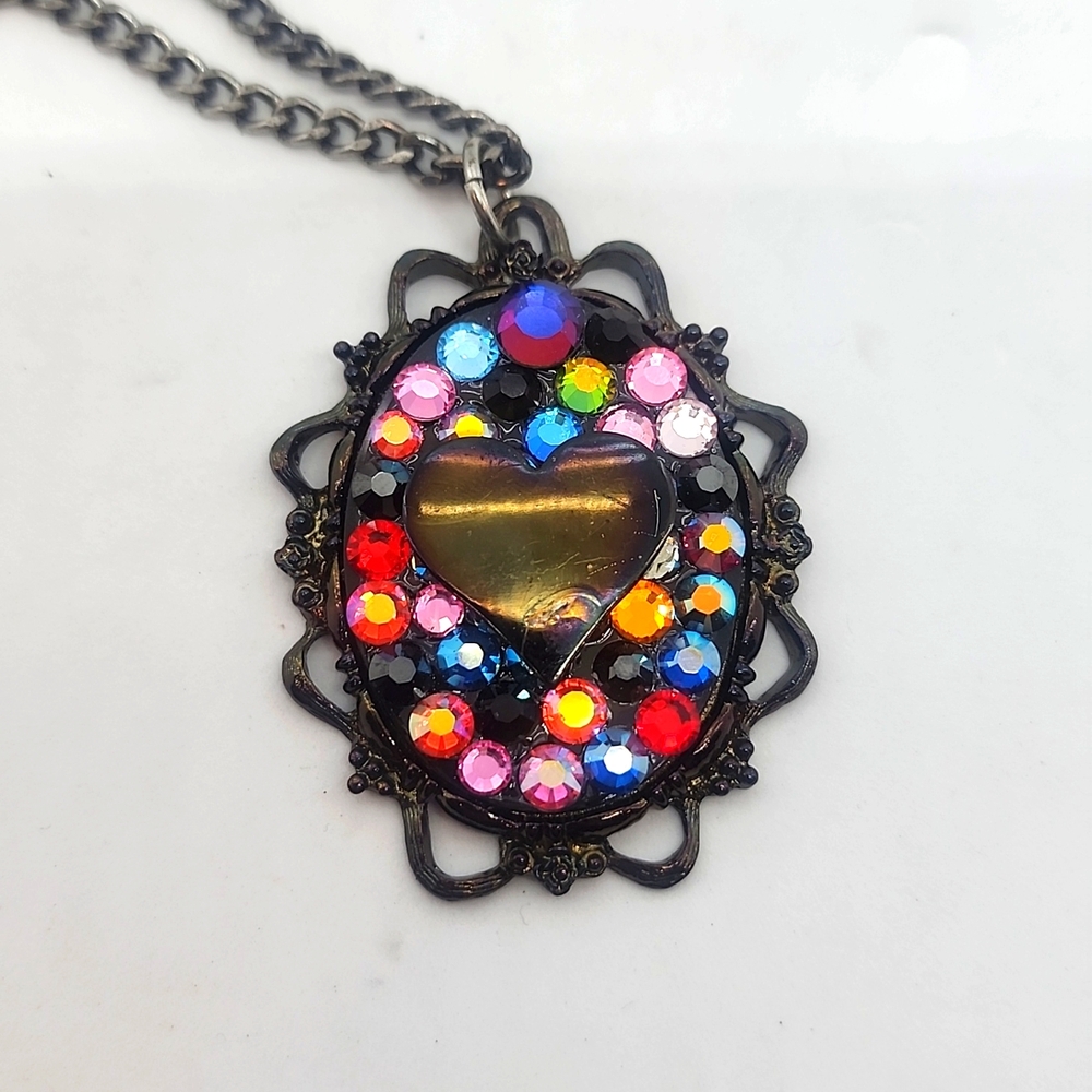 Carnival rhinestoneheart charm necklace